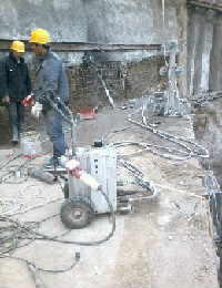 绳锯切割混凝土涵洞-国务院项目中国国学中心基坑涵洞切割工程